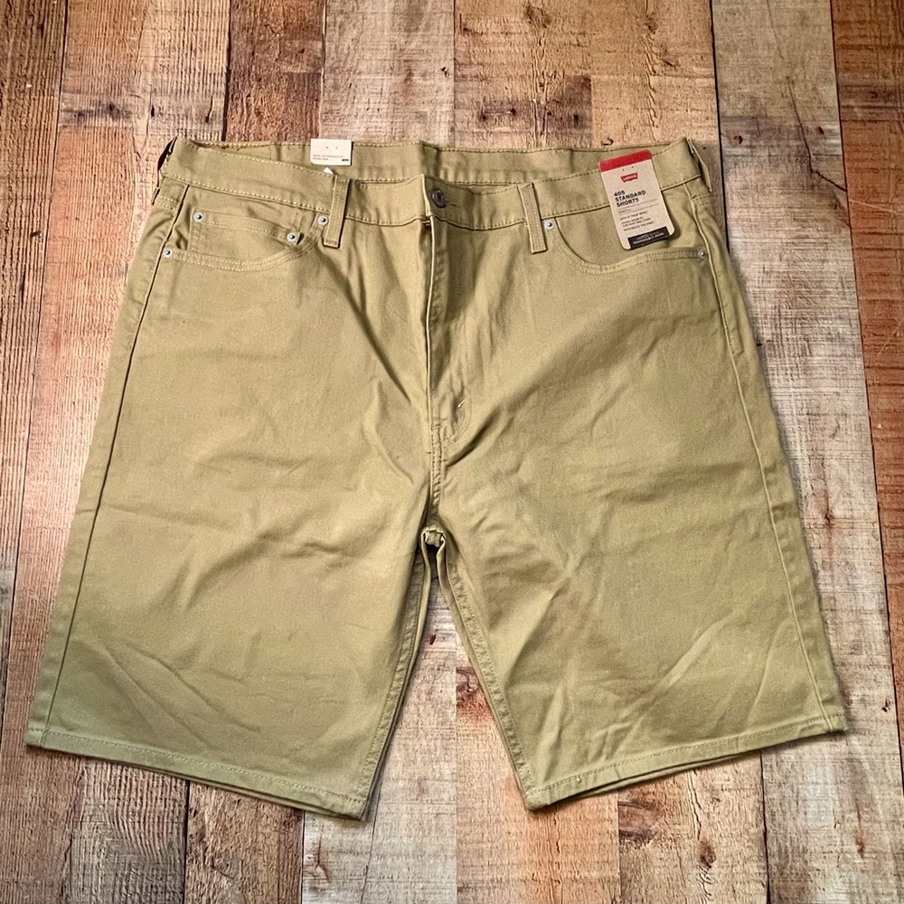 Levi's 405 Standard shorts size 42